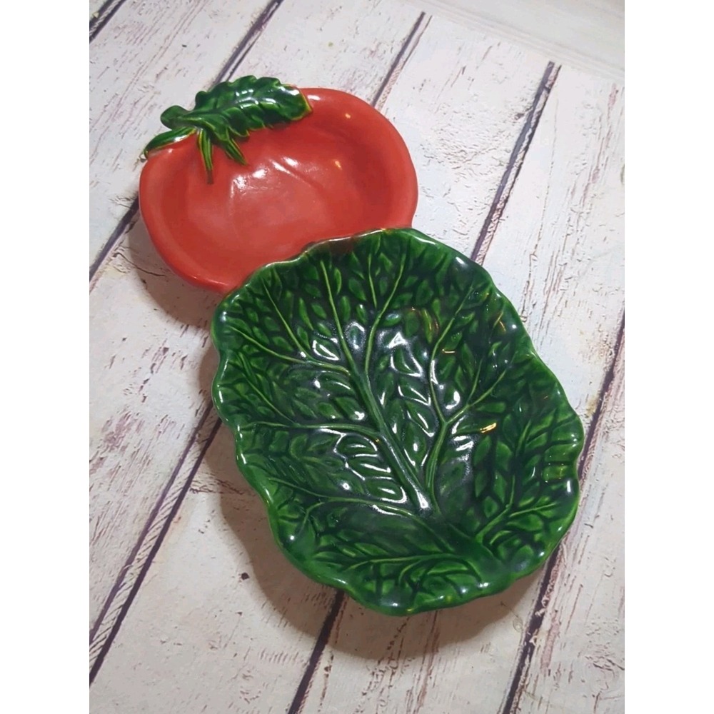 Vintage MAJOLICA Pottery Cabbage Leaf & Tomato‎ Serving Dish